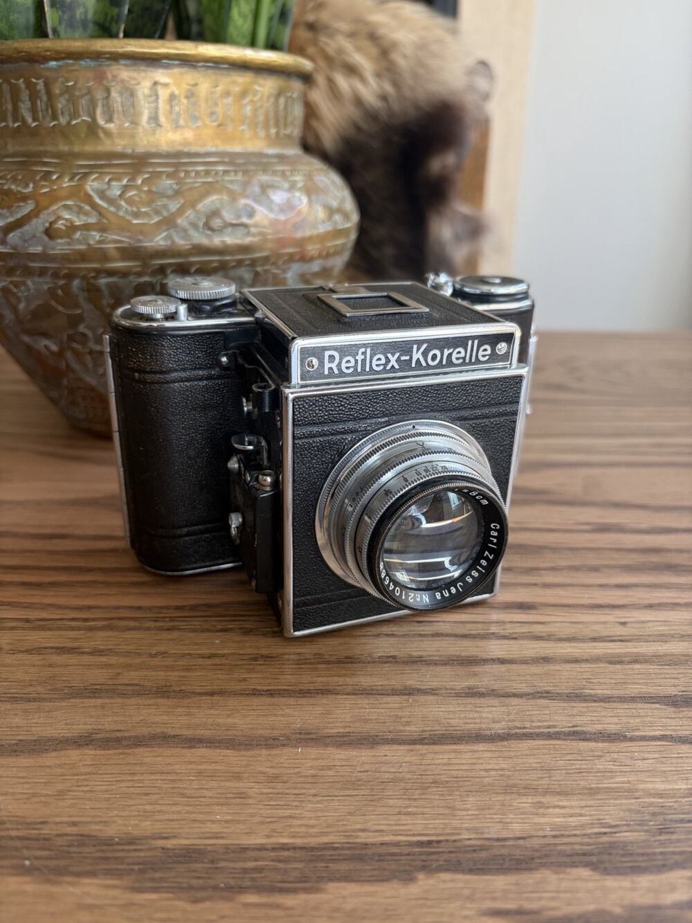 Vintage 1930s Kochmann Reflex Korelle SLR 120 Film Camera Carl Zeiss Lens